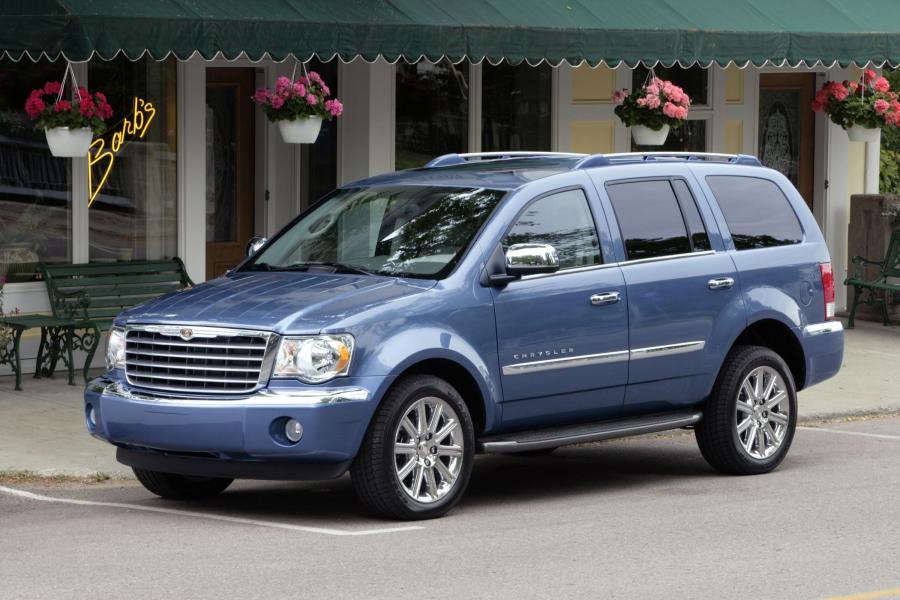  Chrysler Aspen Limited 2007 года  (фото 35 из 91)